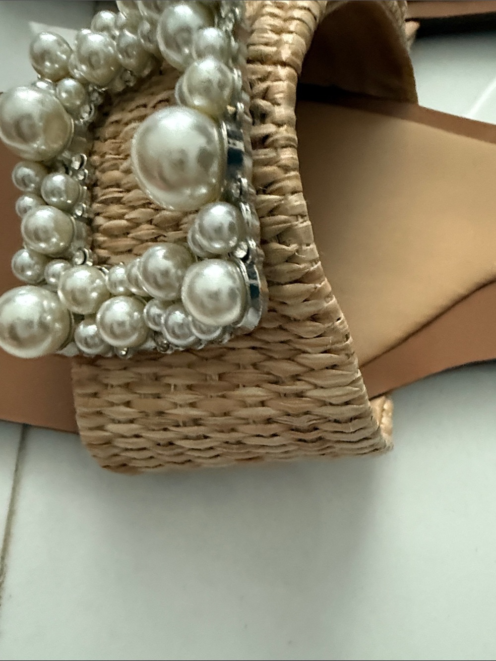 Zara Tan Raffia Slide Sandals with Pearl-Embellished Buckle - Picture 7 of 8